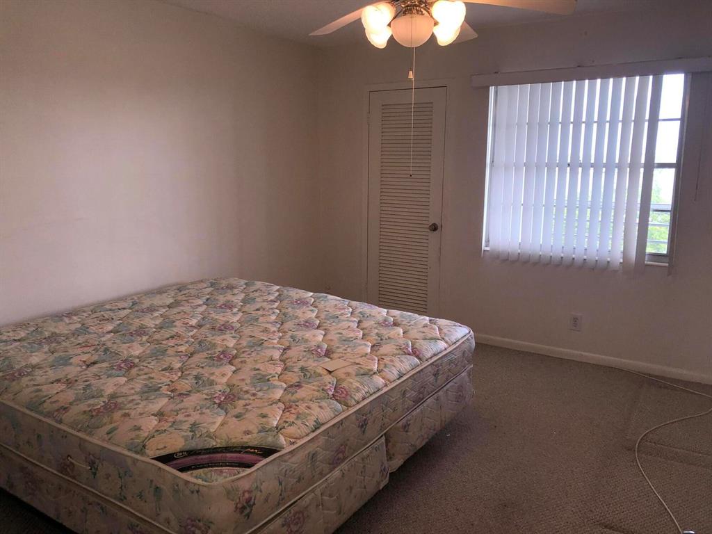 CENTURY VILLAGE / REXFORD - Residential