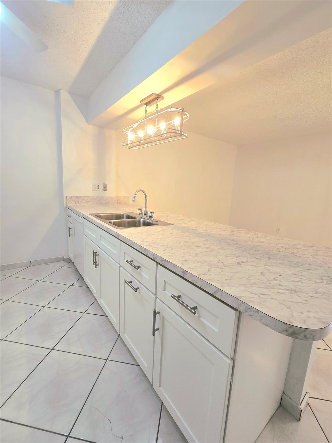 4122 NW 79th Ave 4122