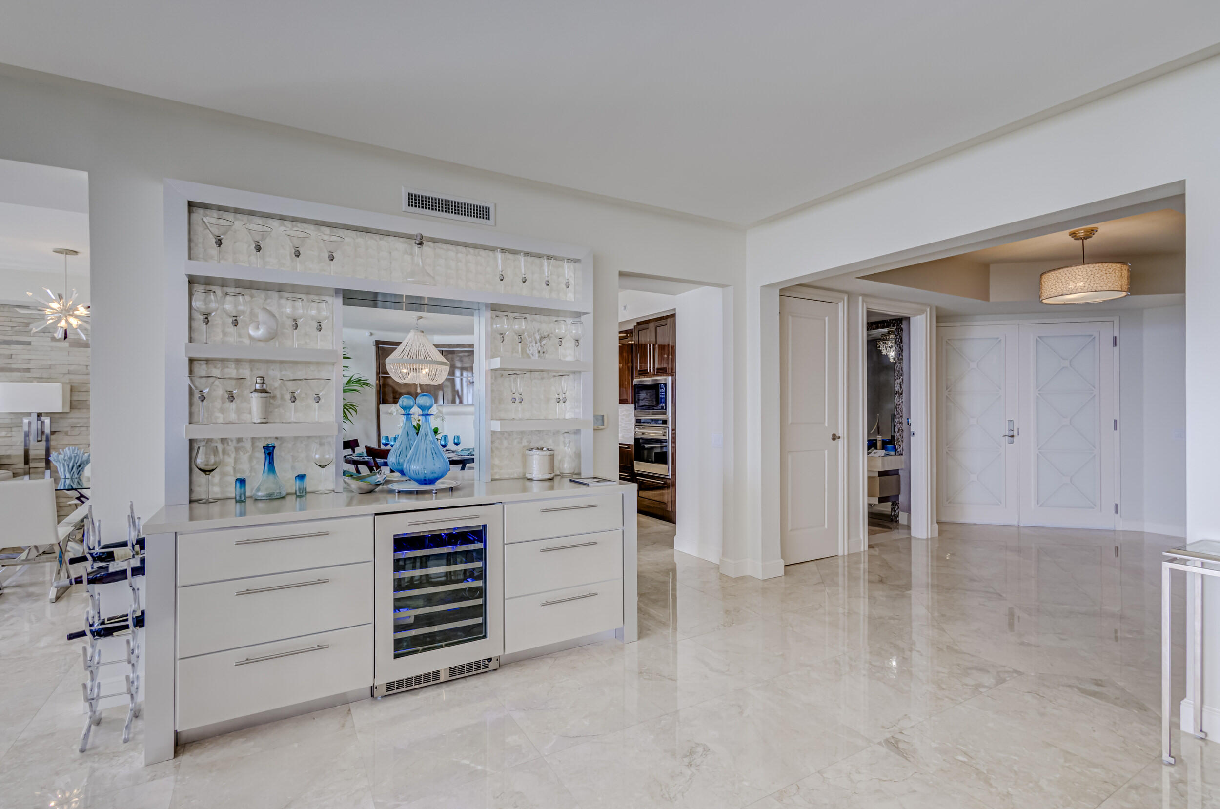 2700 NORTH OCEAN CONDO - Residential