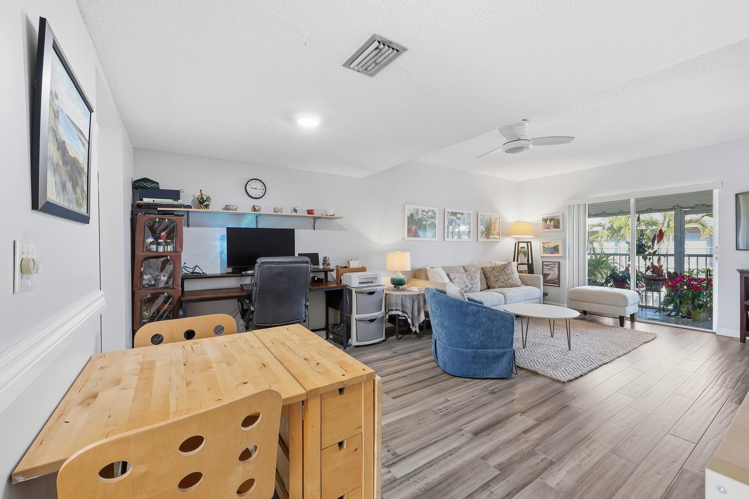 LITTLE CLUB CONDO - Residential