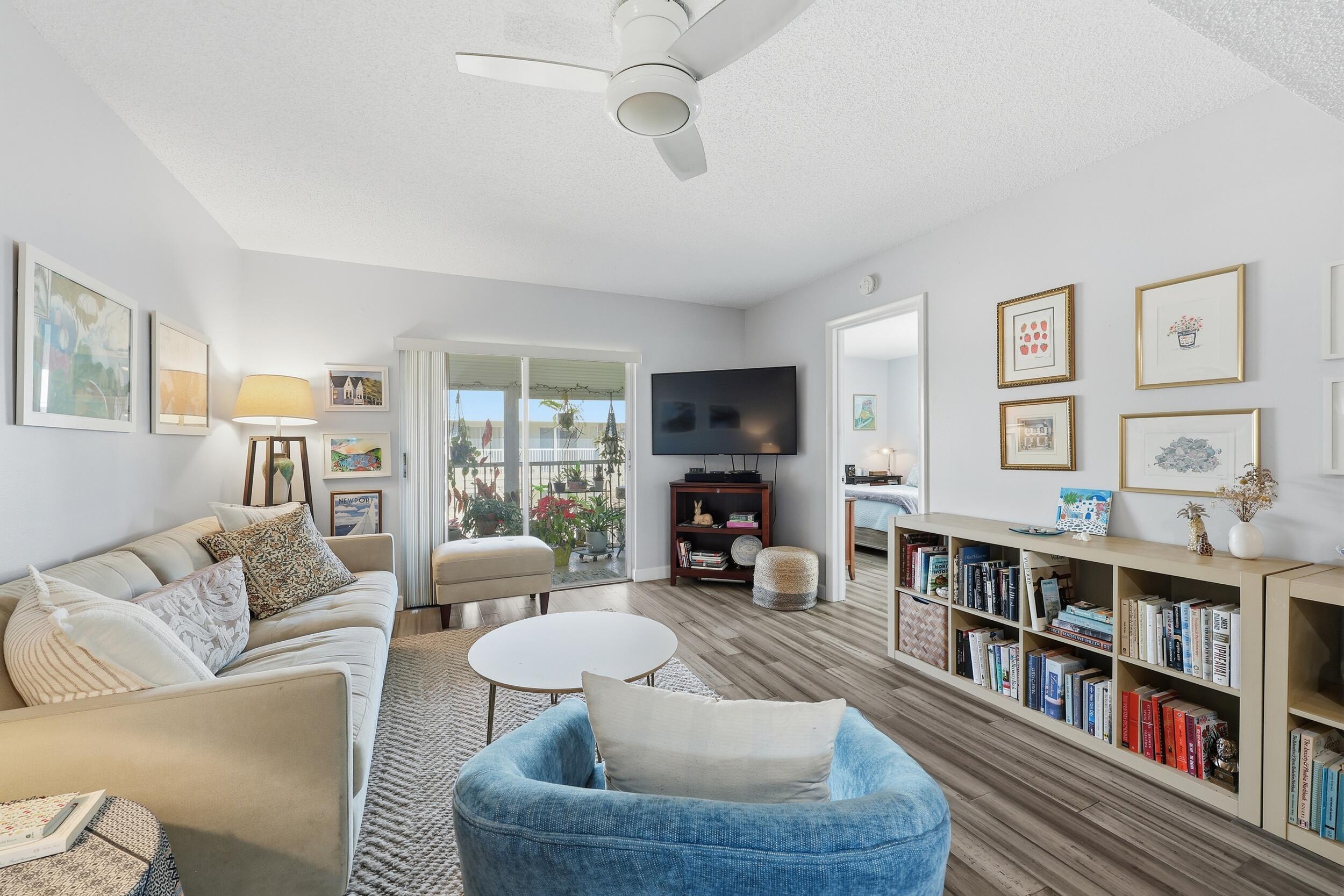 LITTLE CLUB CONDO - Residential