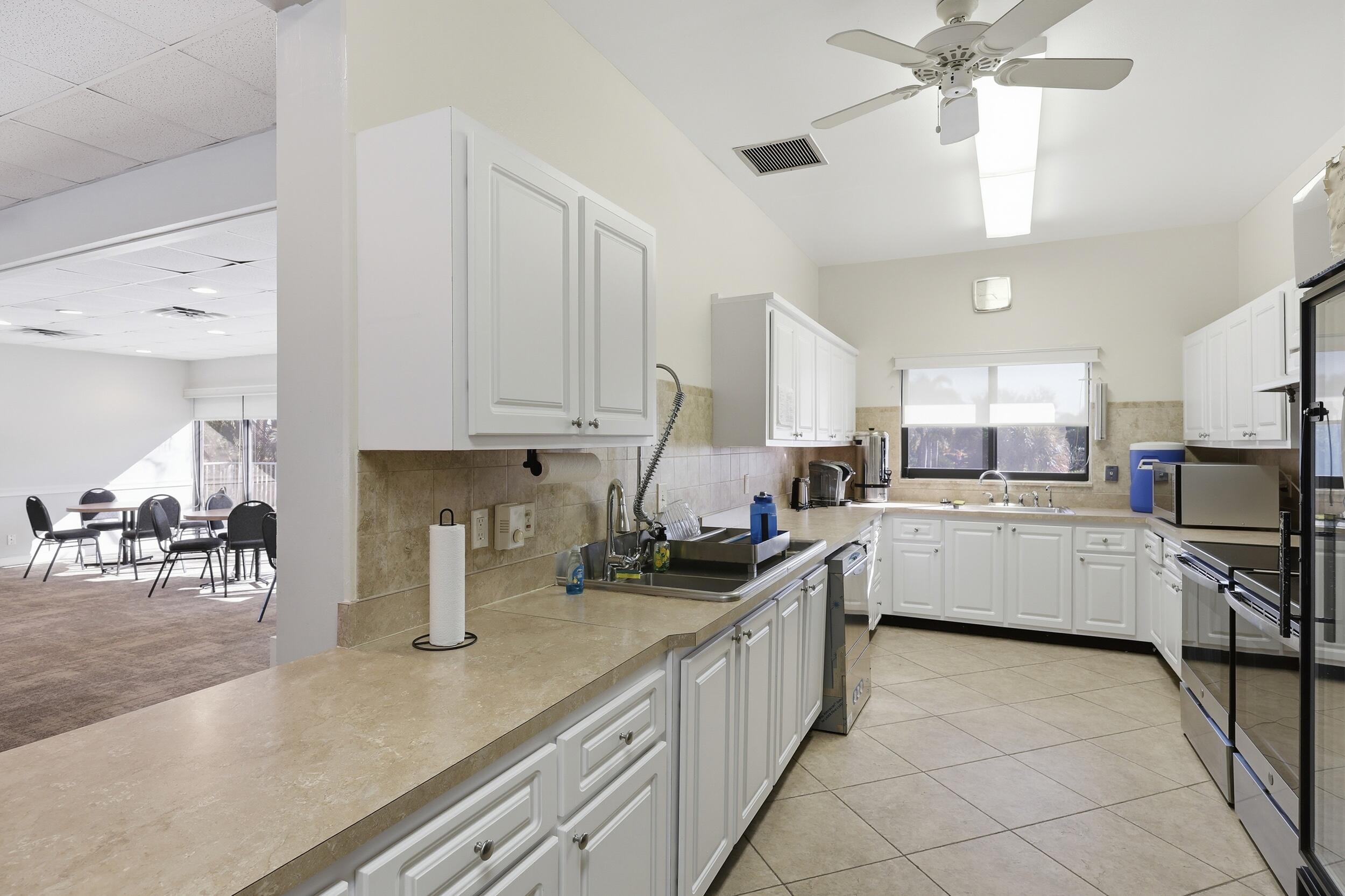 LITTLE CLUB CONDO - Residential