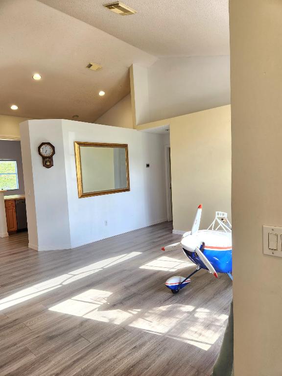 PORT ST LUCIE SECTION 27 - Residential