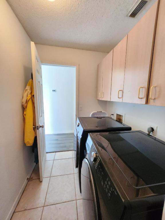 PORT ST LUCIE SECTION 27 - Residential