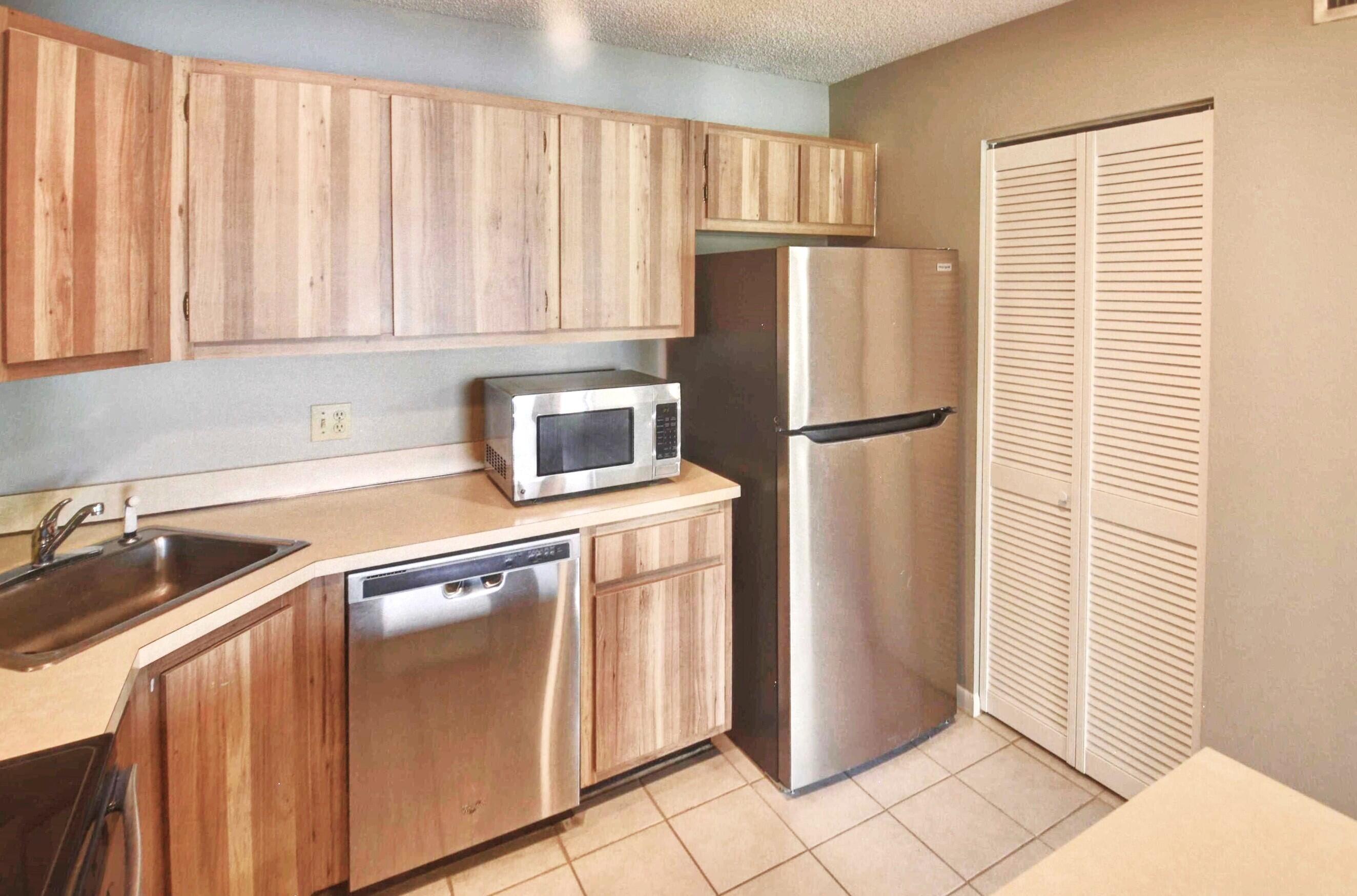 PINE RIDGE AT HAVERHILL CONDO - Residential