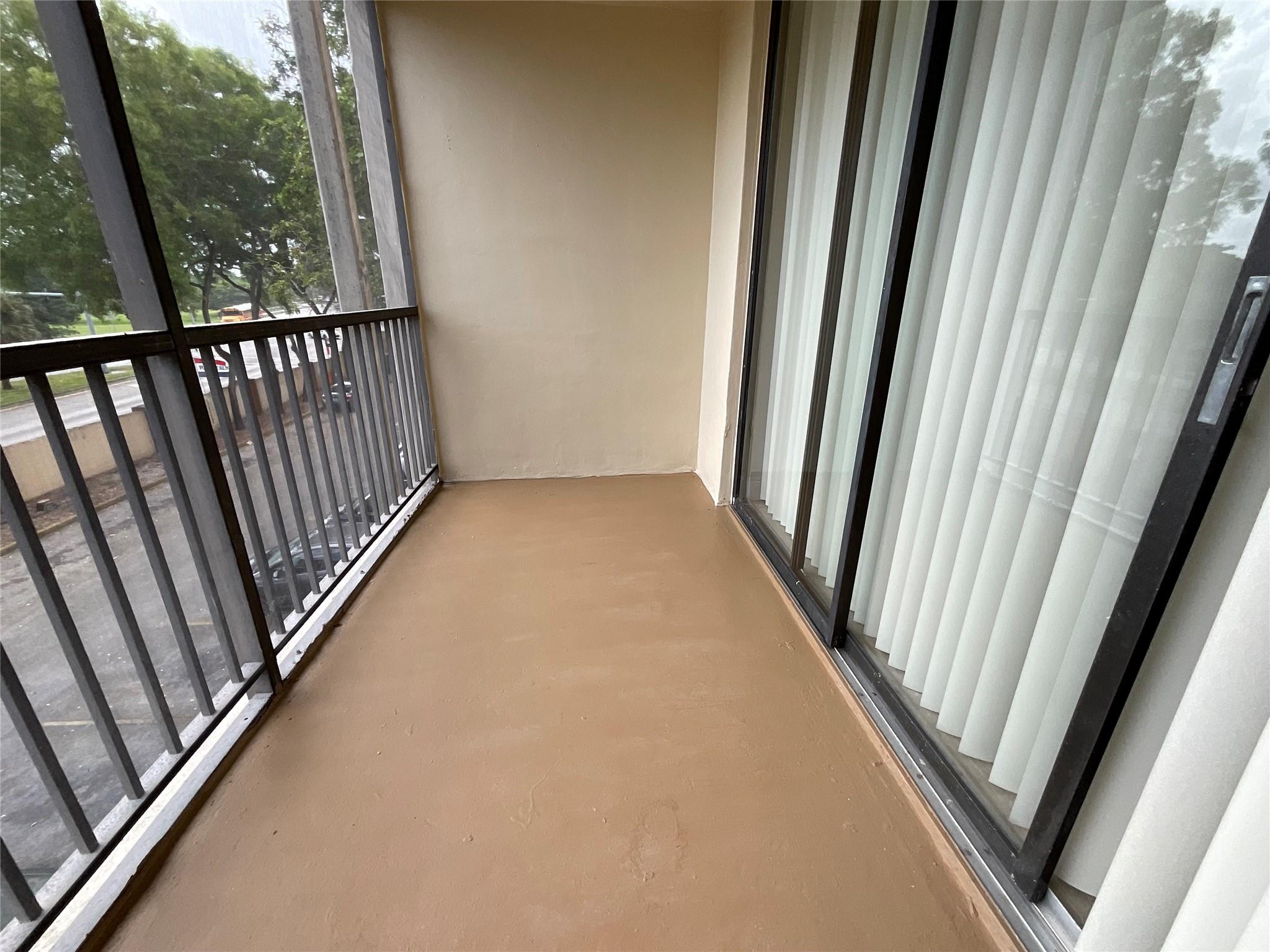 BLUE FONTAINE TRACT - Residential Lease