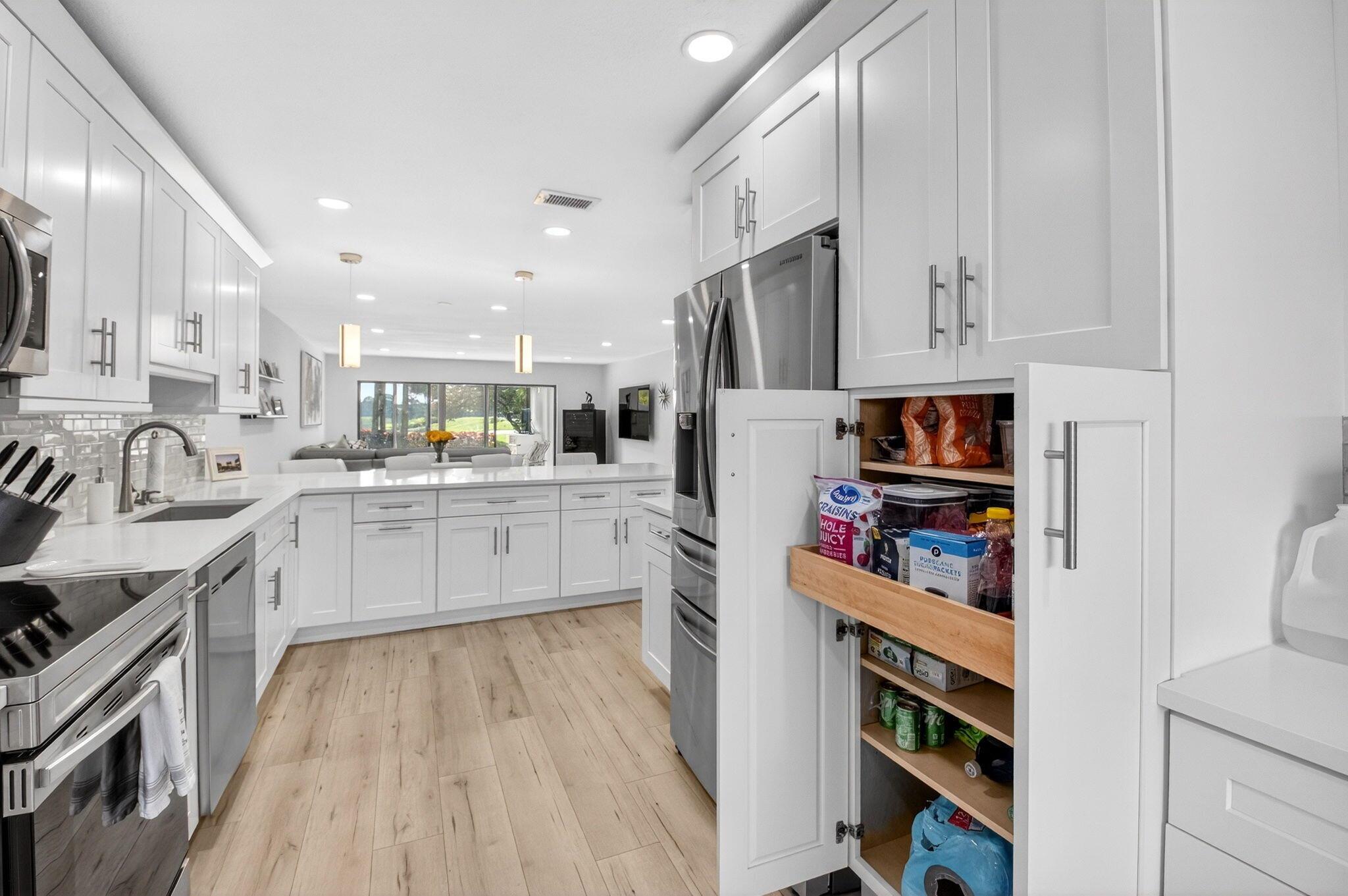 WESTGATE AT HUNTERS RUN C - Residential