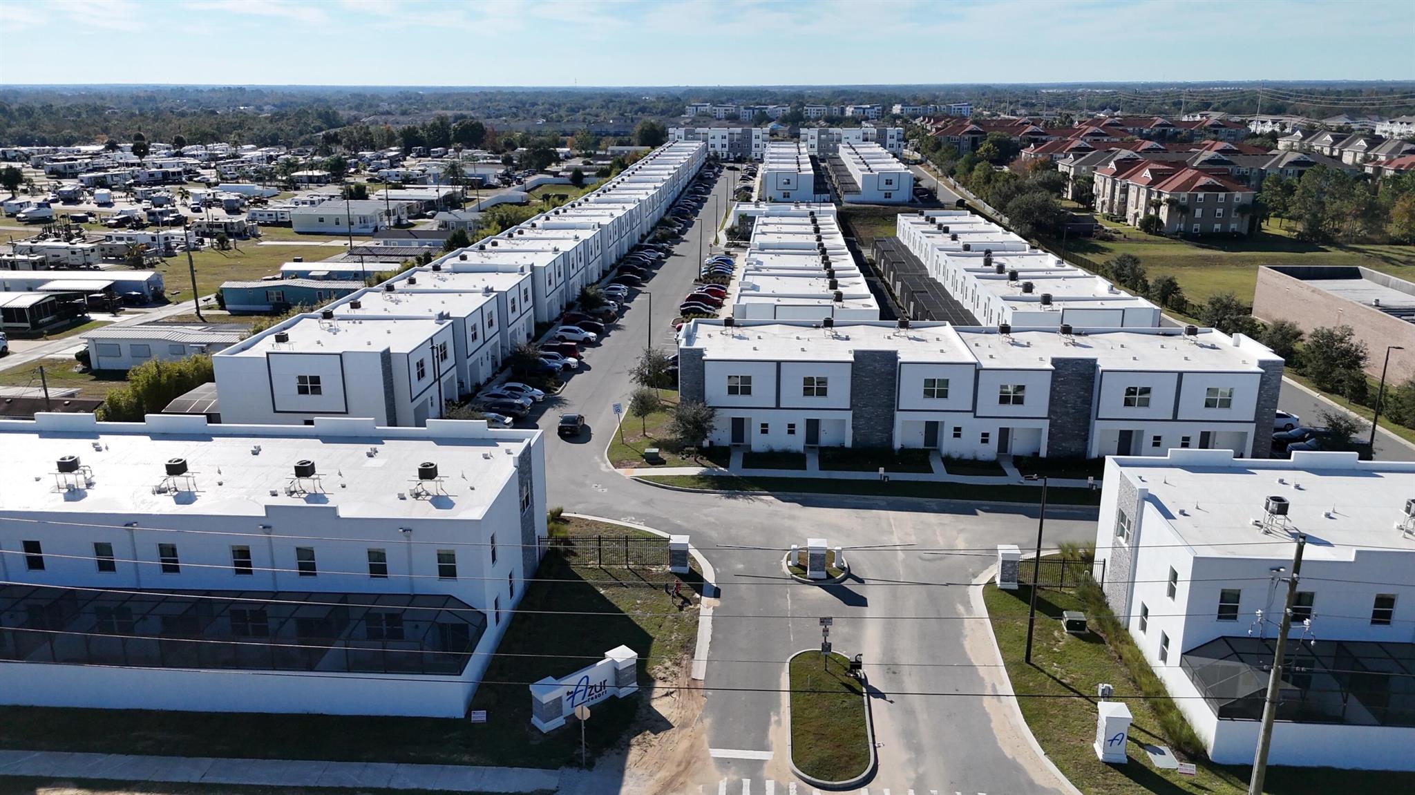 THE AZUR RESORT - Residential Income