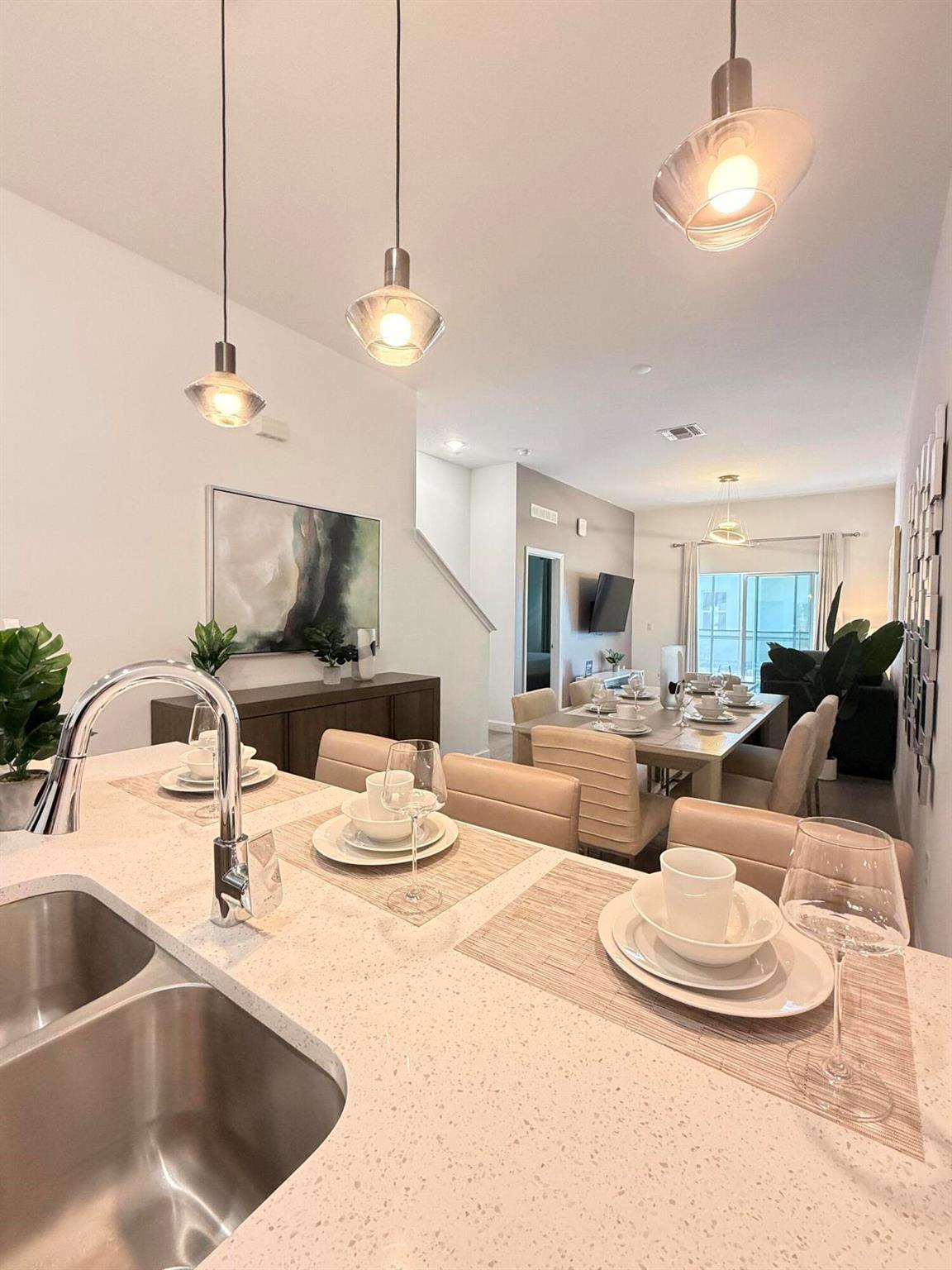 THE AZUR RESORT - Residential Income