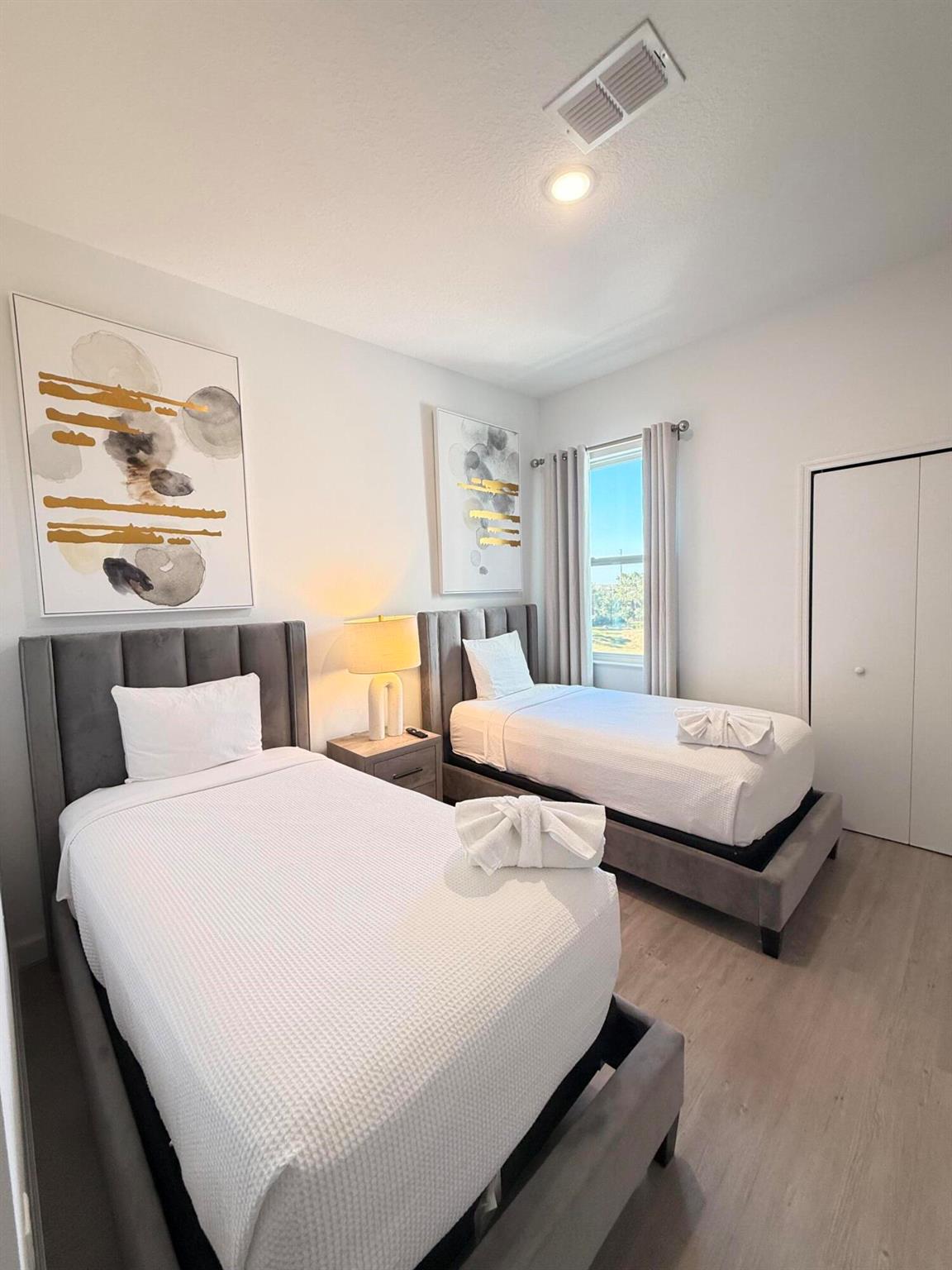 THE AZUR RESORT - Residential Income