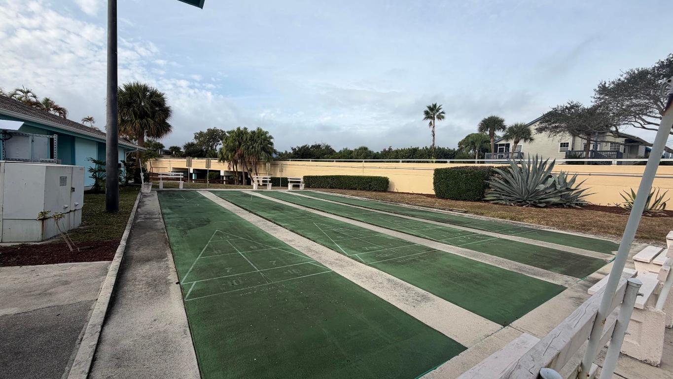 BEACON 21 CONDO - Residential