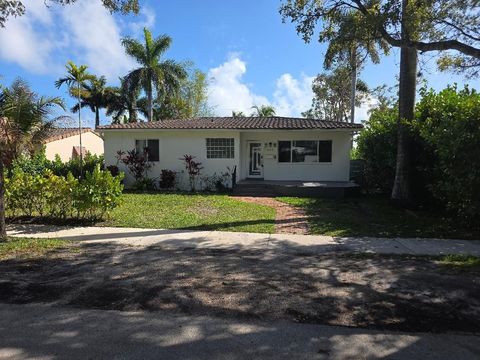 1532 Fletcher Street Hollywood FL 33020