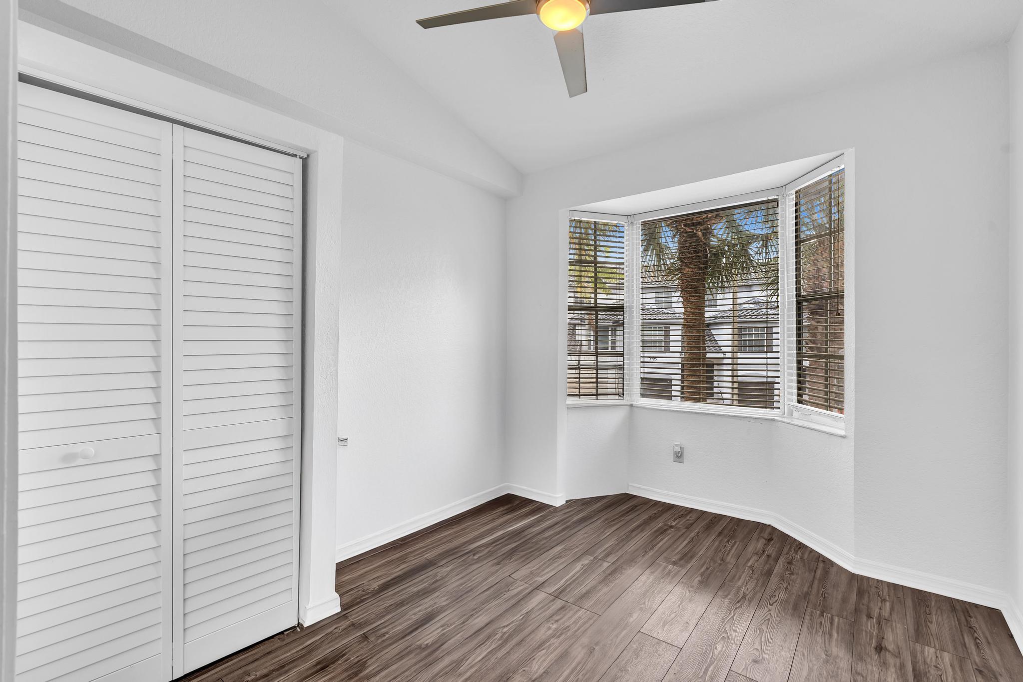 VILLAS DE TUSCANY CONDO - Residential Lease
