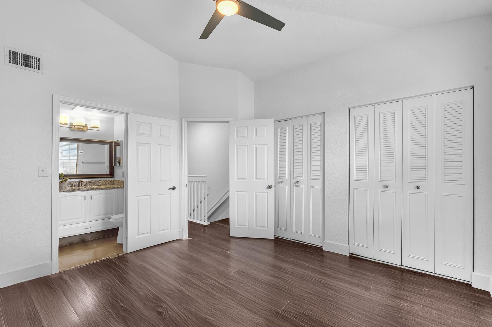 VILLAS DE TUSCANY CONDO - Residential Lease