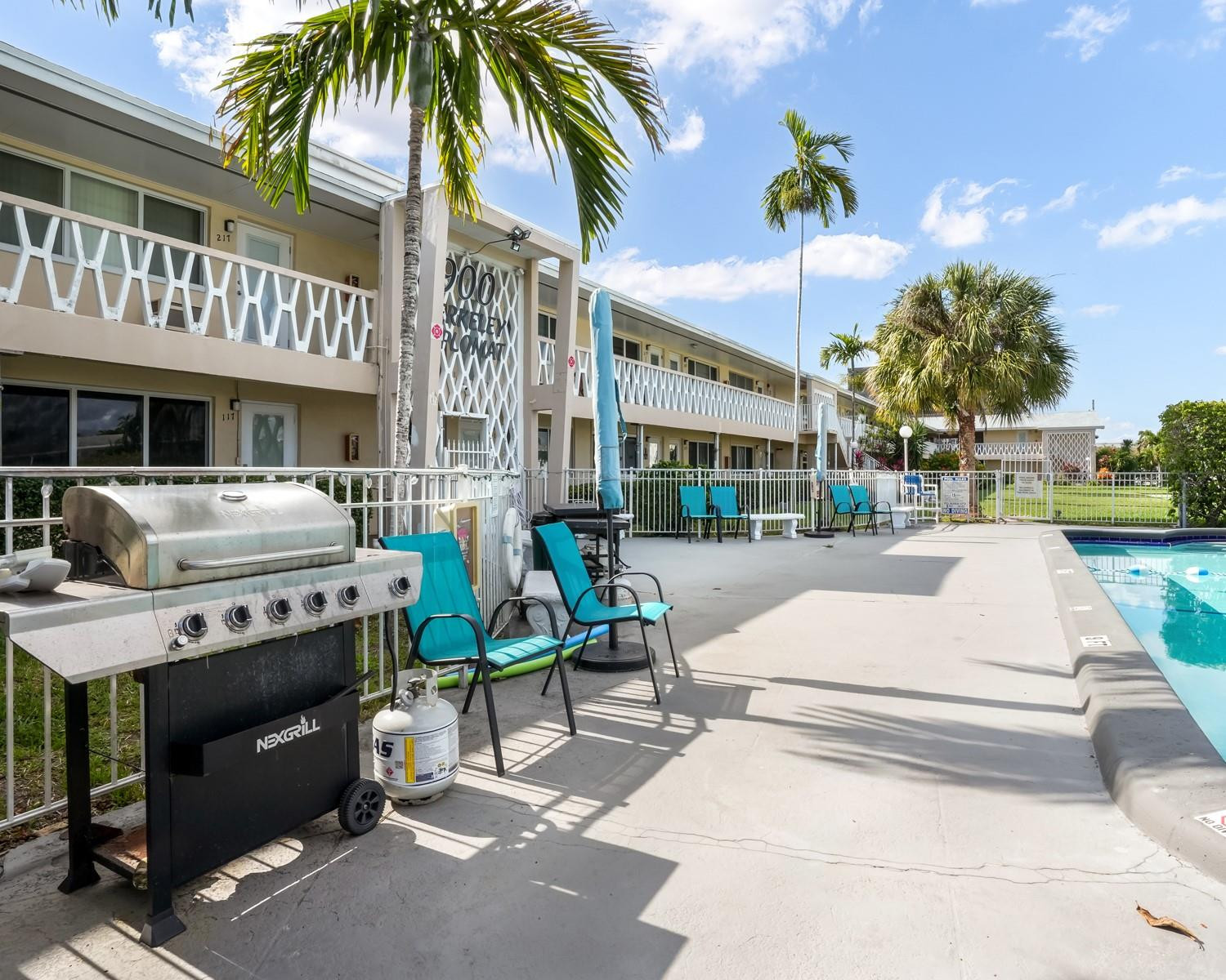 Berkeley Diplomat - Residential