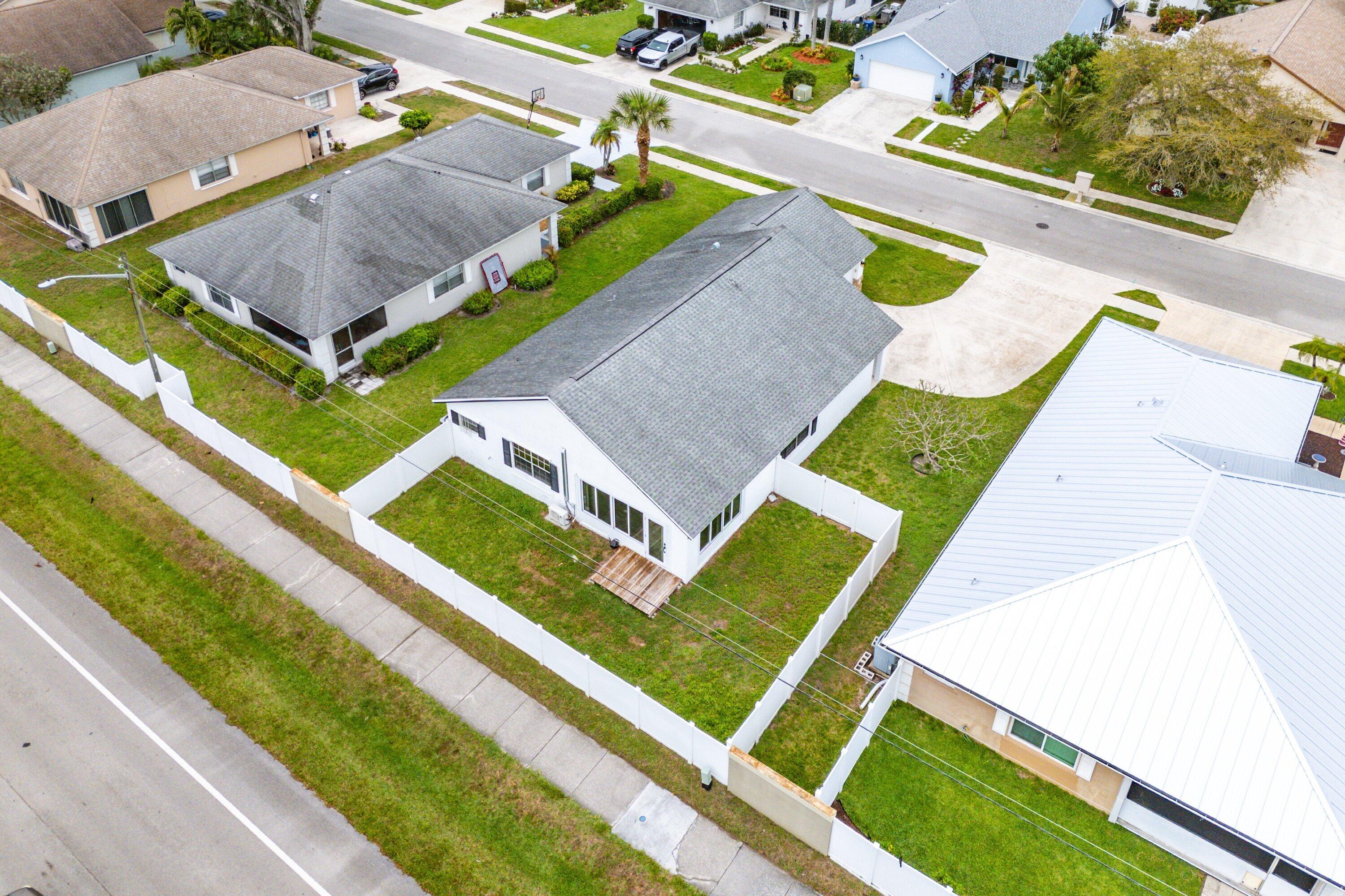 INDIAN CREEK PH 10 - Residential Lease