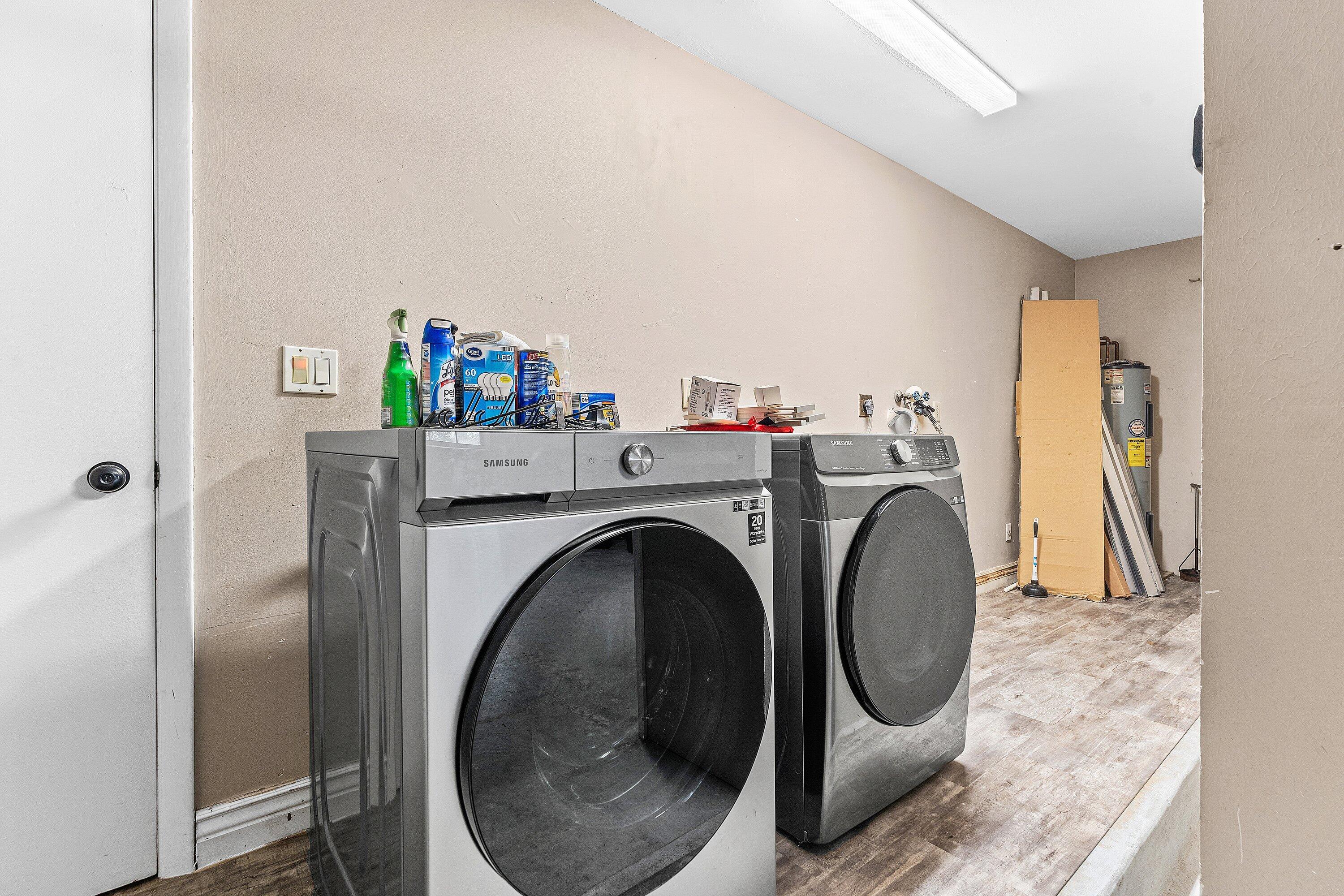 INDIAN CREEK PH 10 - Residential Lease