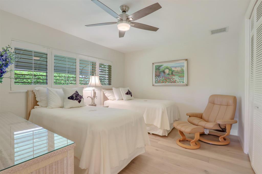 PALM BEACH ISLES 1 - Residential Lease