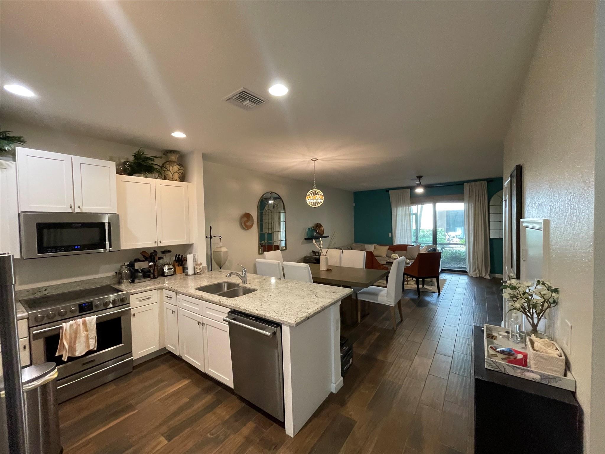 Dixie Landmark 155-10 B - Residential Lease