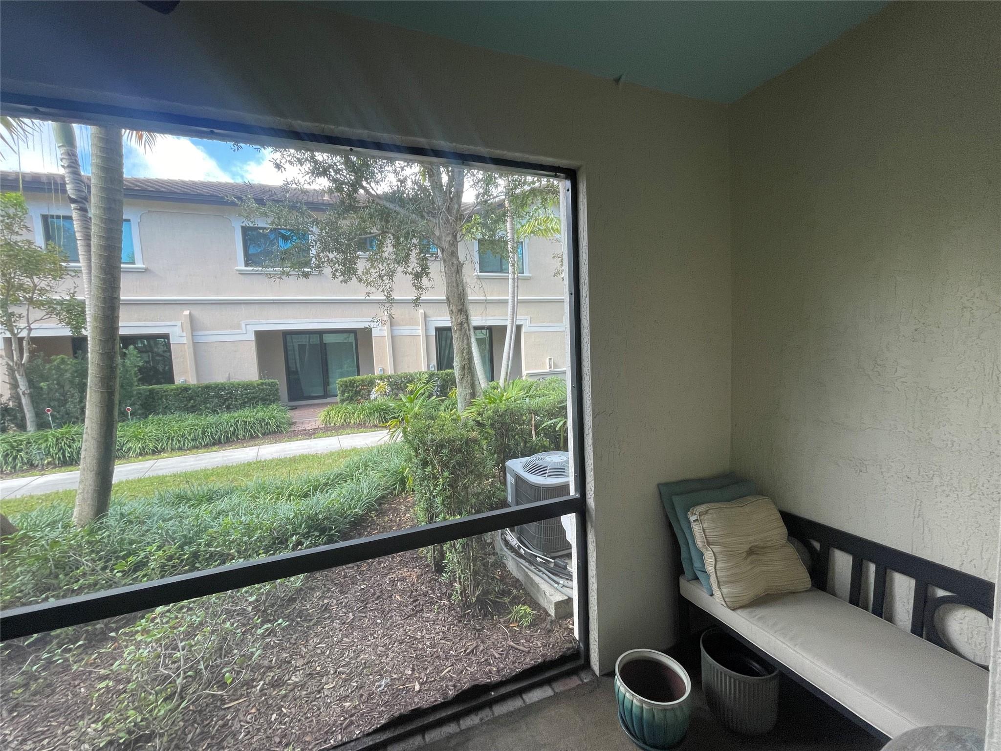 Dixie Landmark 155-10 B - Residential Lease