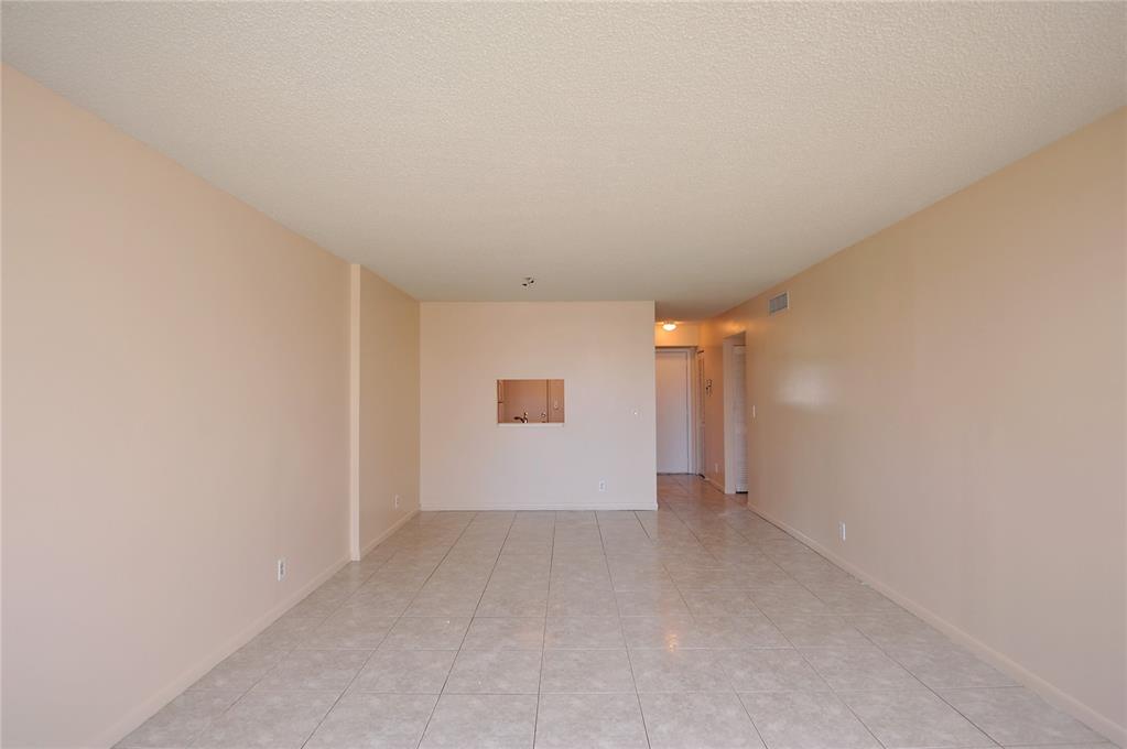 Meadowbrook Lakes - Residential