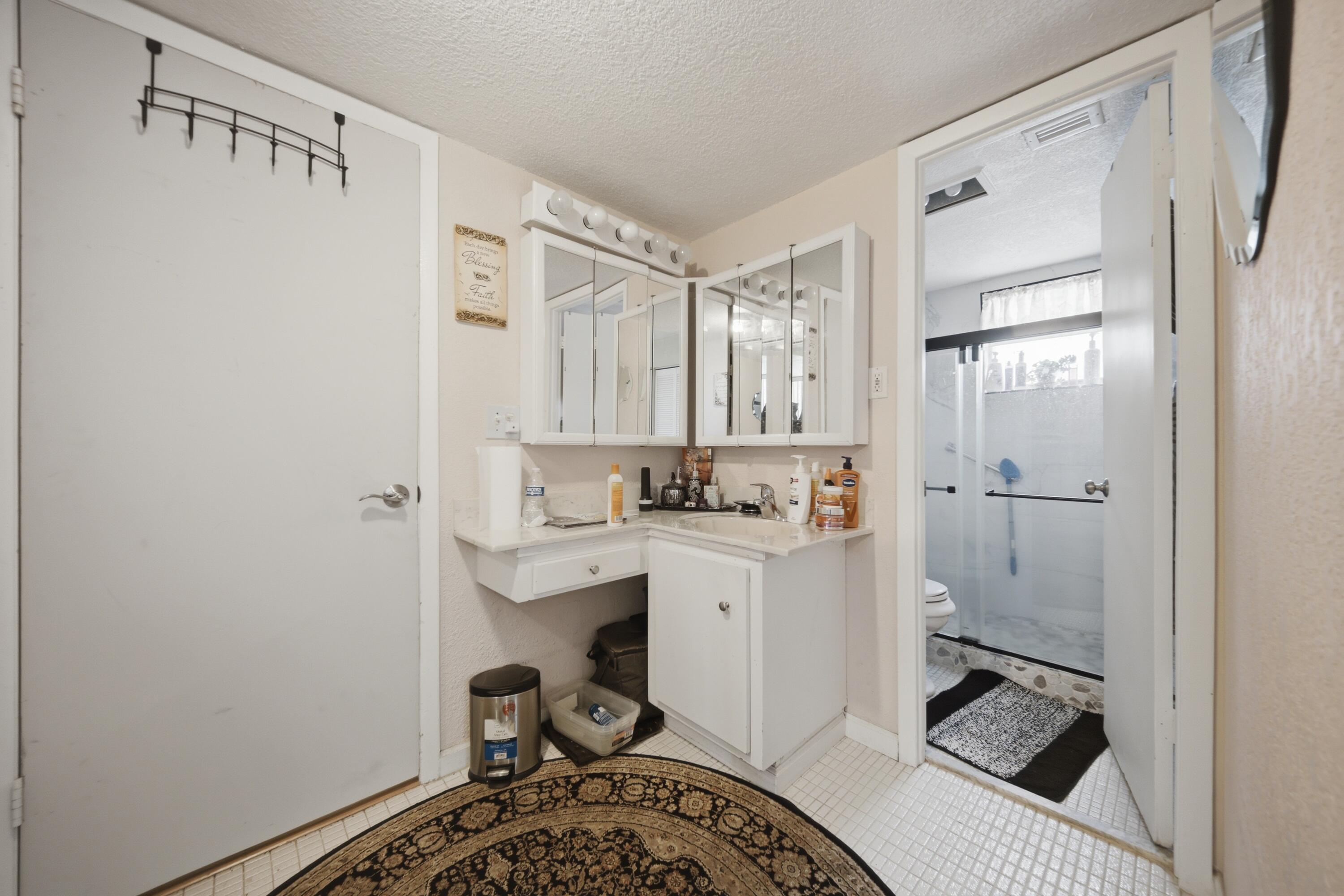 HOLIDAY SPRINGS VILLAGE 3 CONDO - Residential