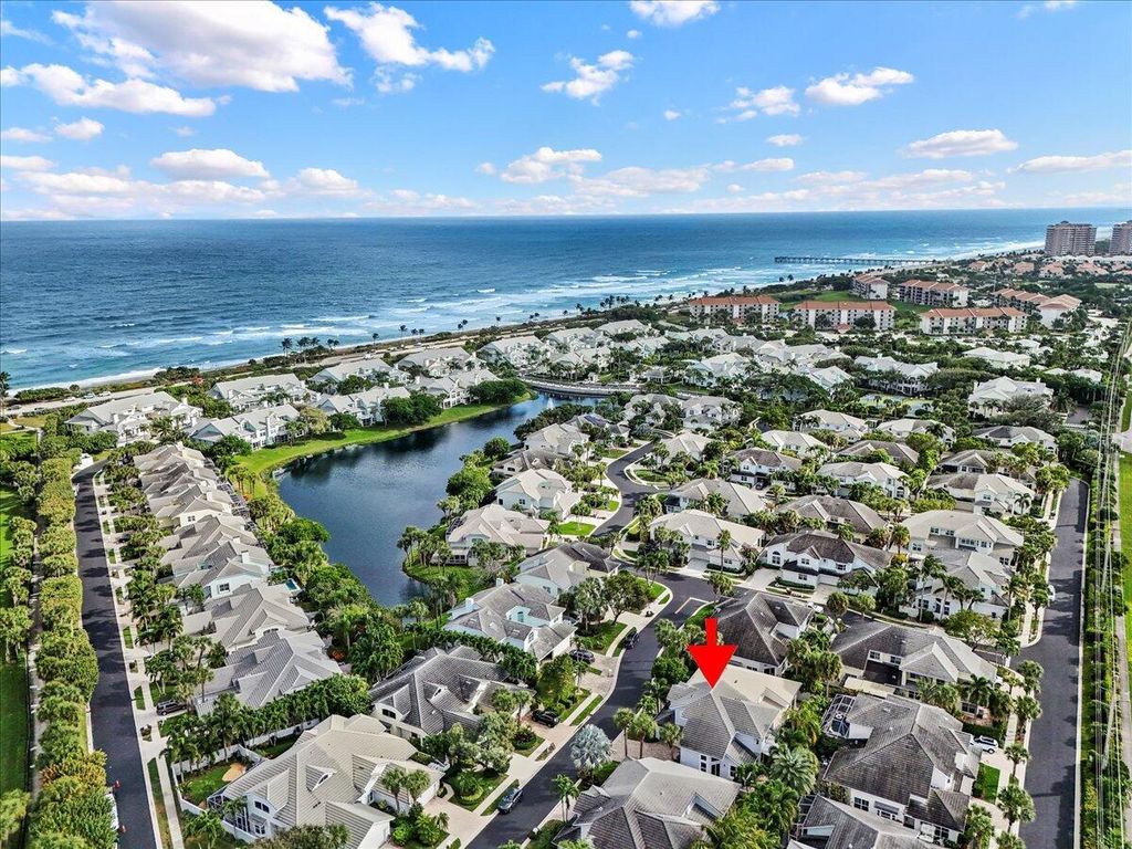 Photo of 2041 Staysail Lane, Jupiter, FL 33477 (MLS # R11149606)