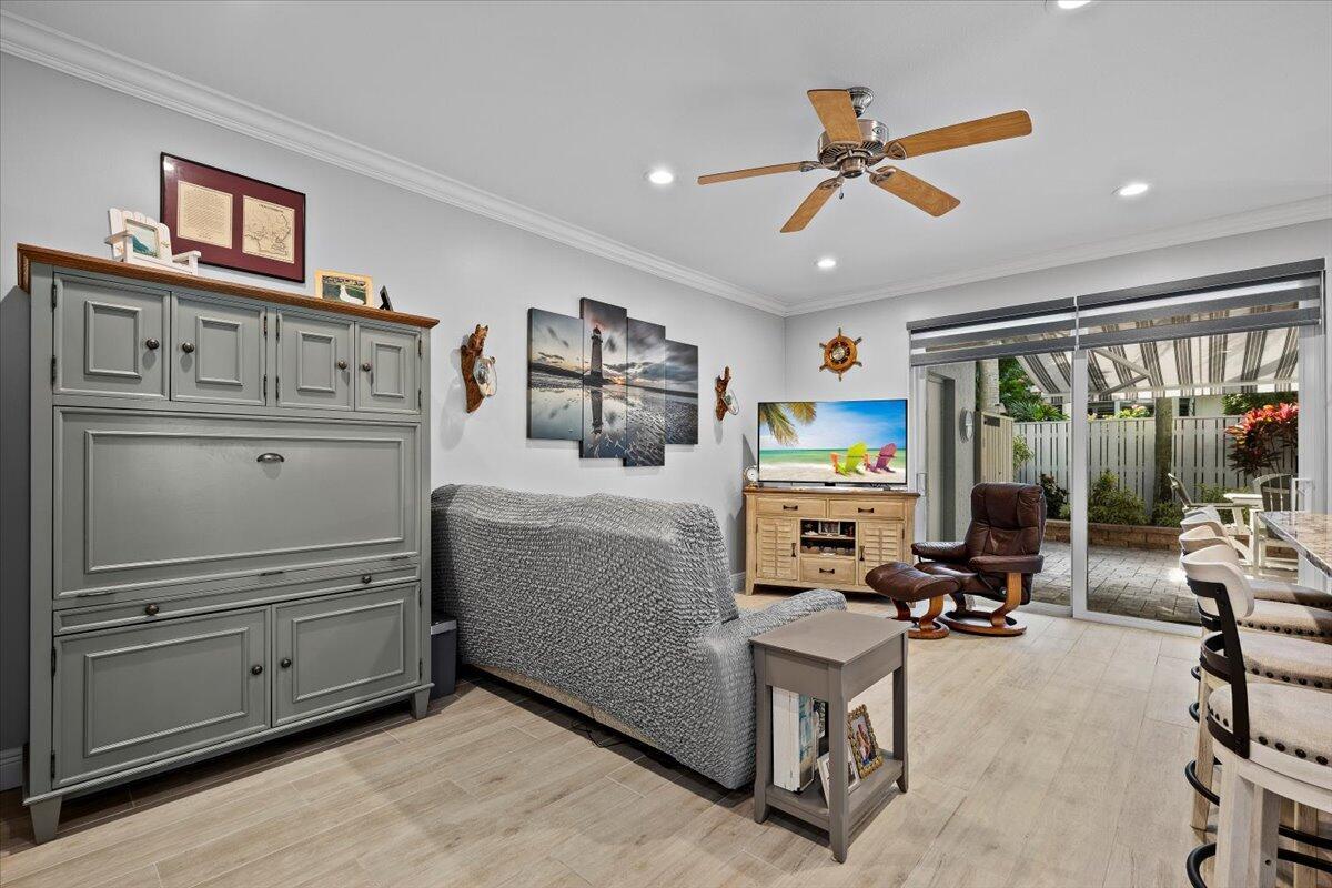 SEA COLONY 2 - Residential