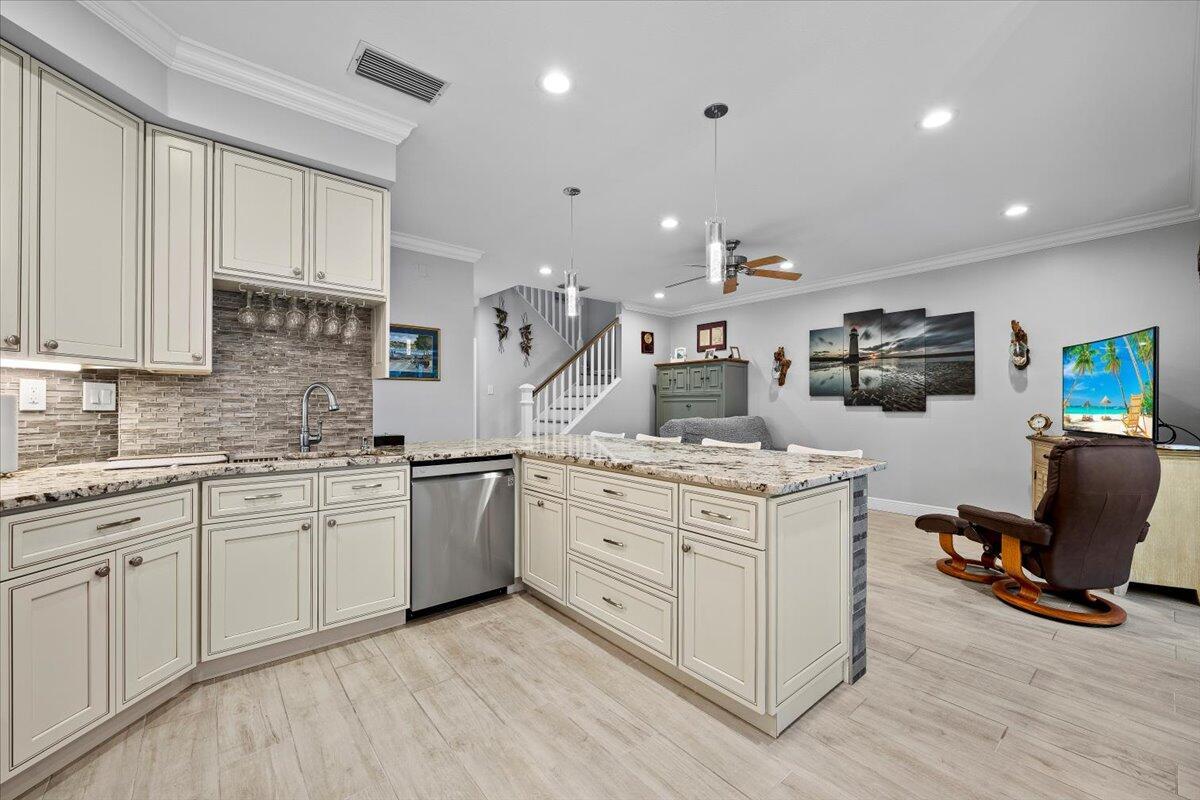 SEA COLONY 2 - Residential