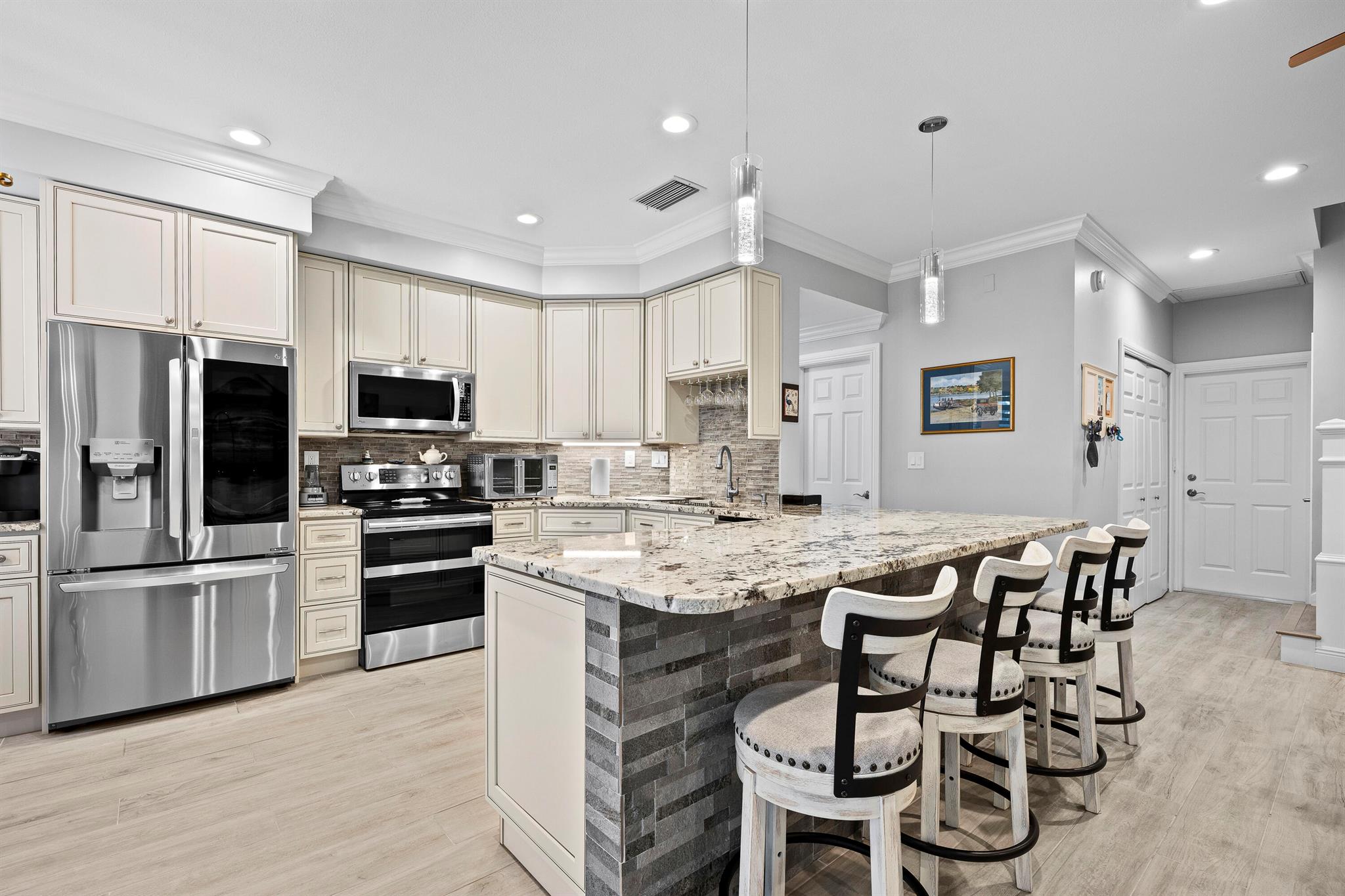 SEA COLONY 2 - Residential