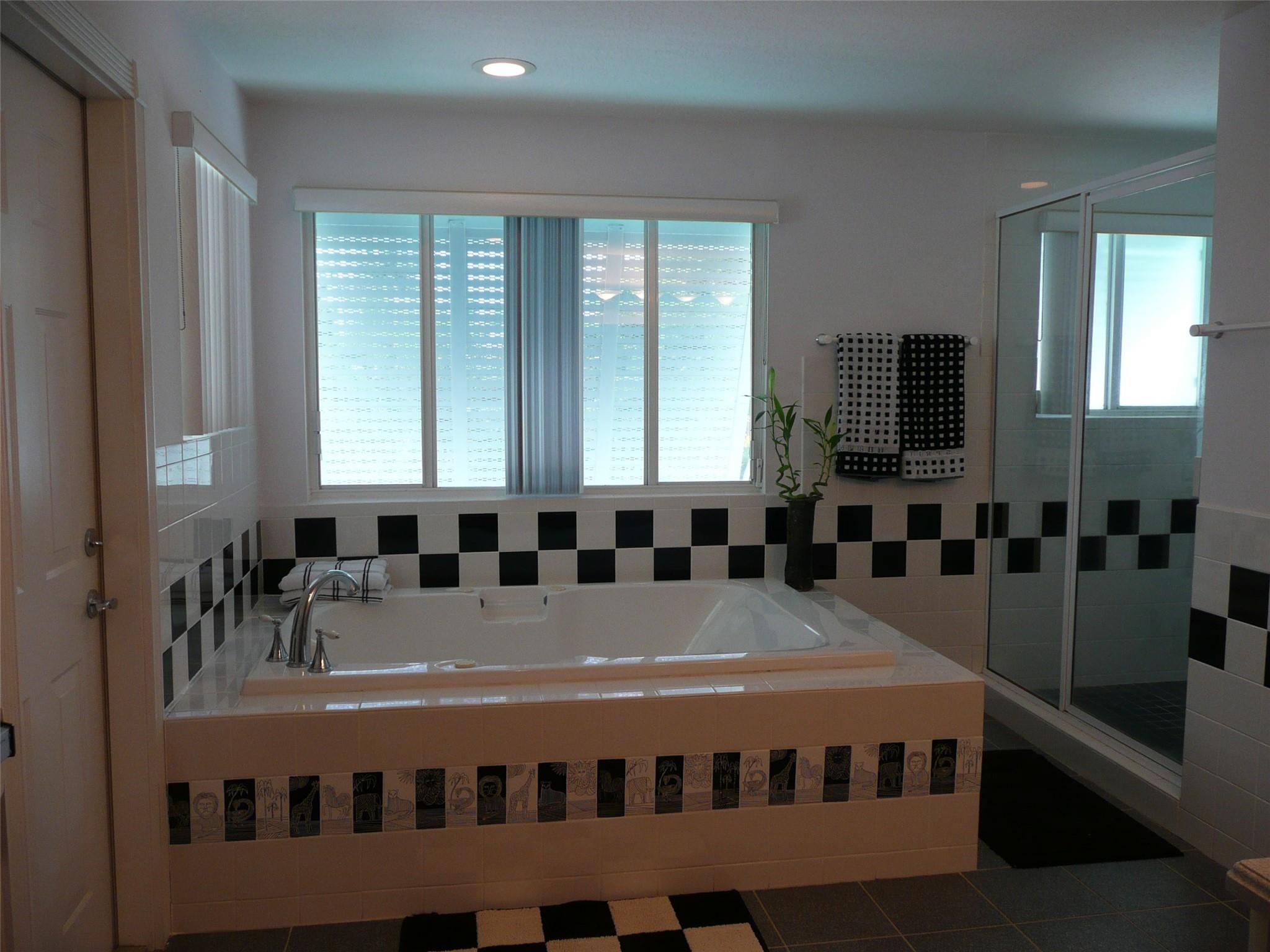 Boca Bay Colony South - Residential