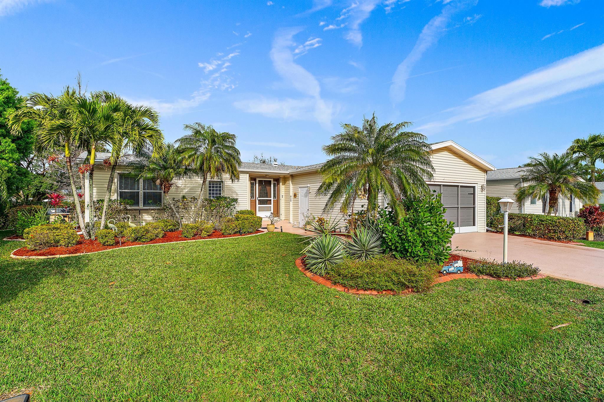 THE LINKS AT SAVANNA CLUB - Residential