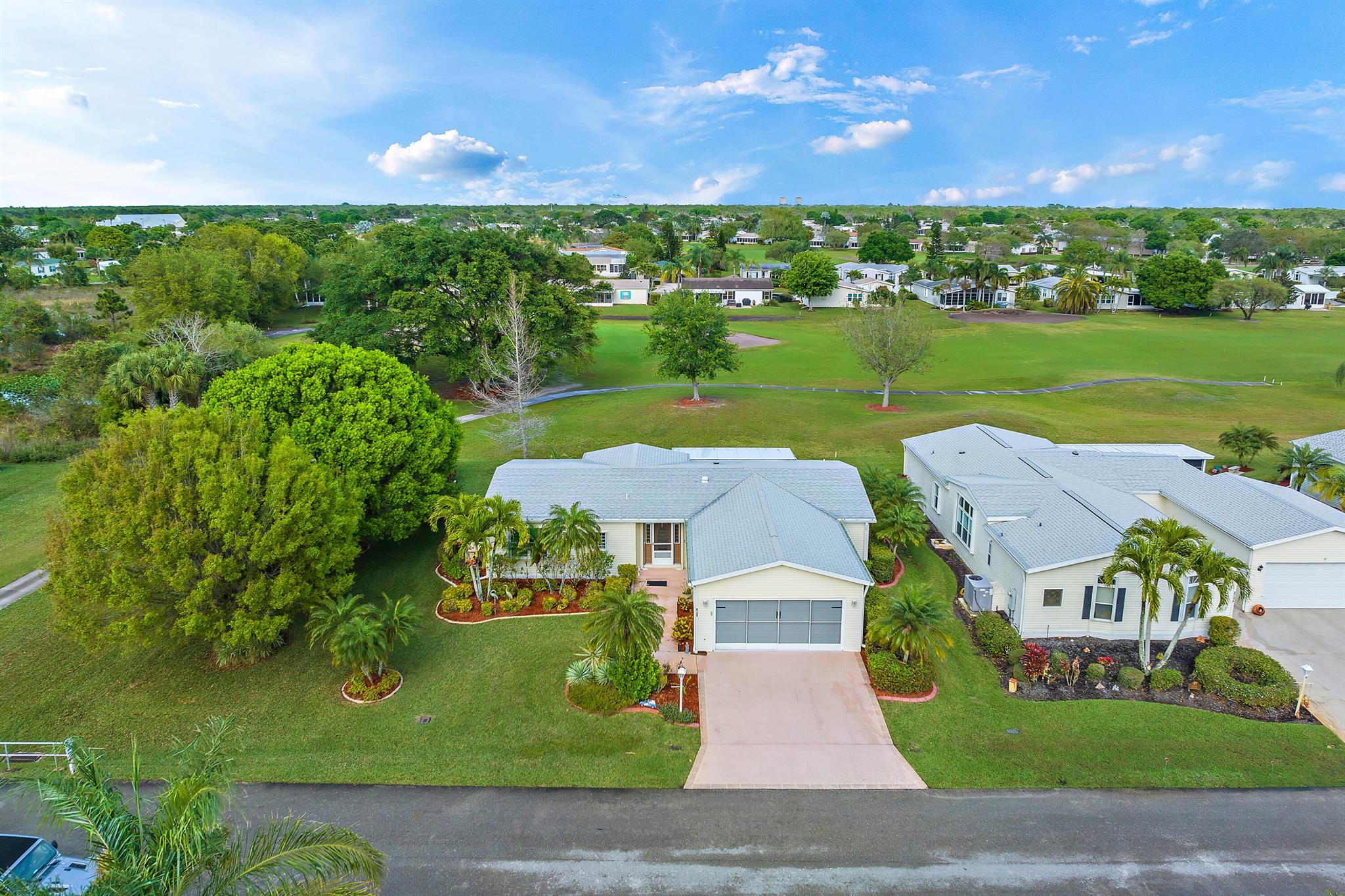 THE LINKS AT SAVANNA CLUB - Residential