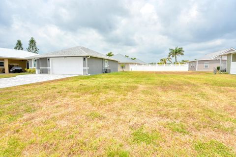 A home in Okeechobee