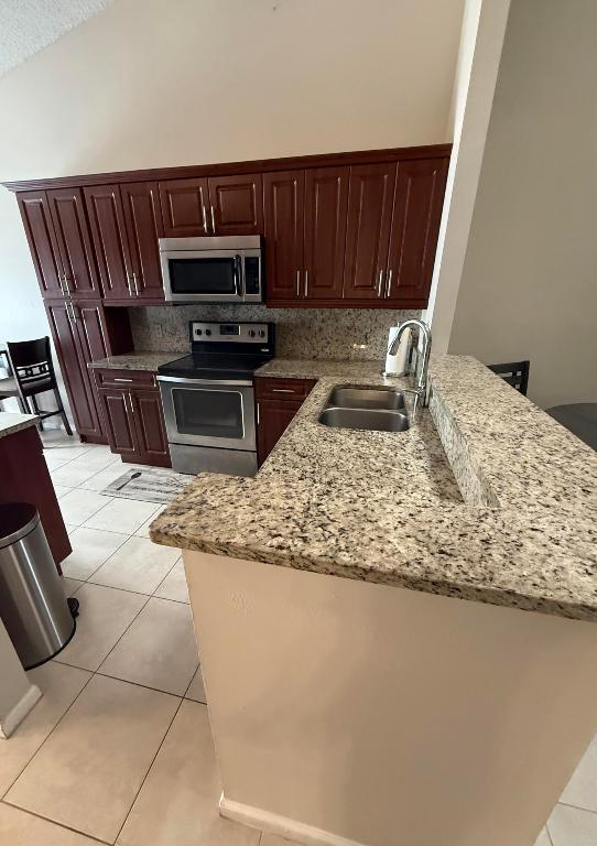 COLLINWOOD HEIGHTS 4 - Residential