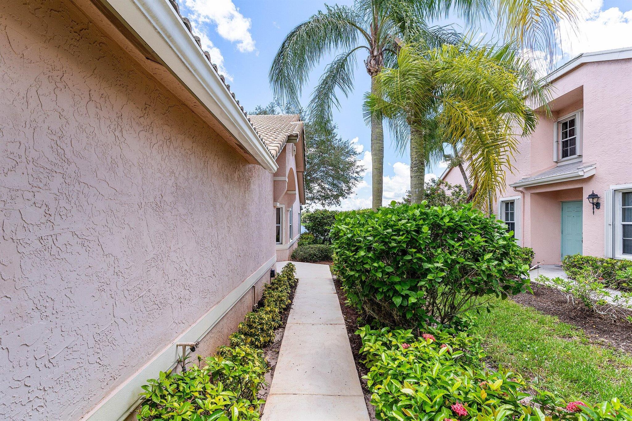 10674 Pelican Drive