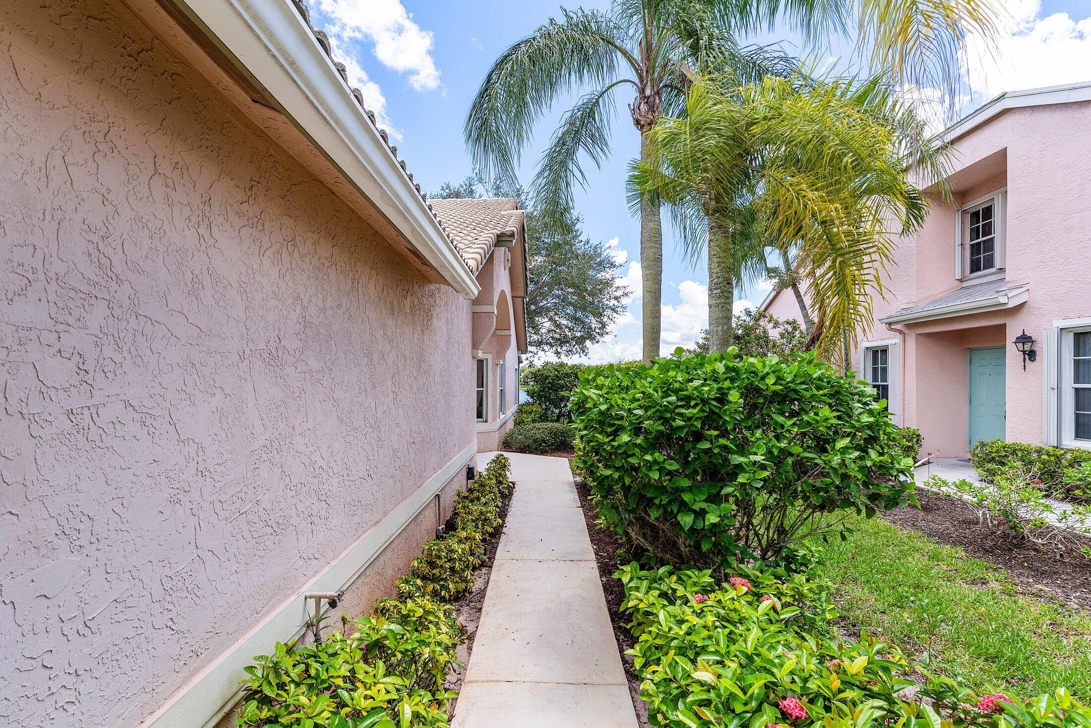 10674 Pelican Drive
