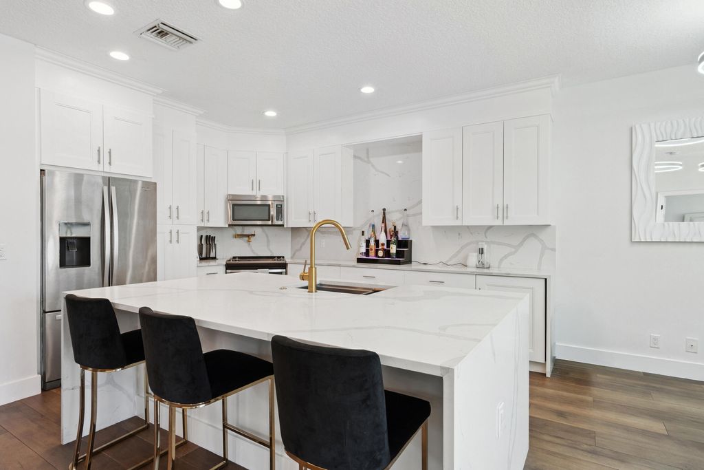 Photo of 7110 NW Turtle Walk, Boca Raton, FL 33487 (MLS # R11144505)