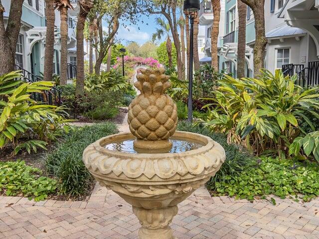 Mallory Square - Residential