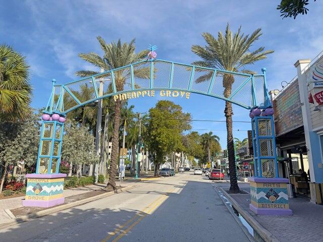 Mallory Square - Residential