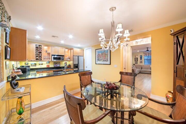 Mallory Square - Residential