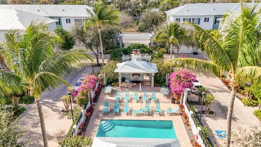 Mallory Square - Residential