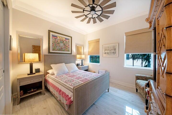 Mallory Square - Residential