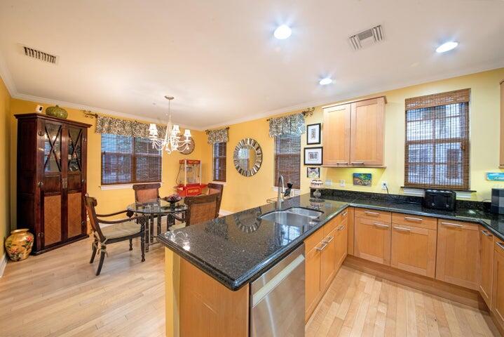 Mallory Square - Residential