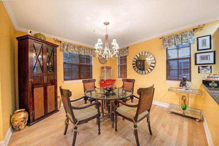 Mallory Square - Residential