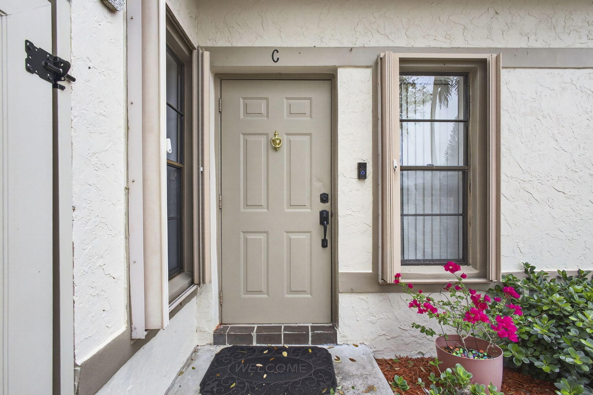 LAKESIDE GREEN 5 - Residential