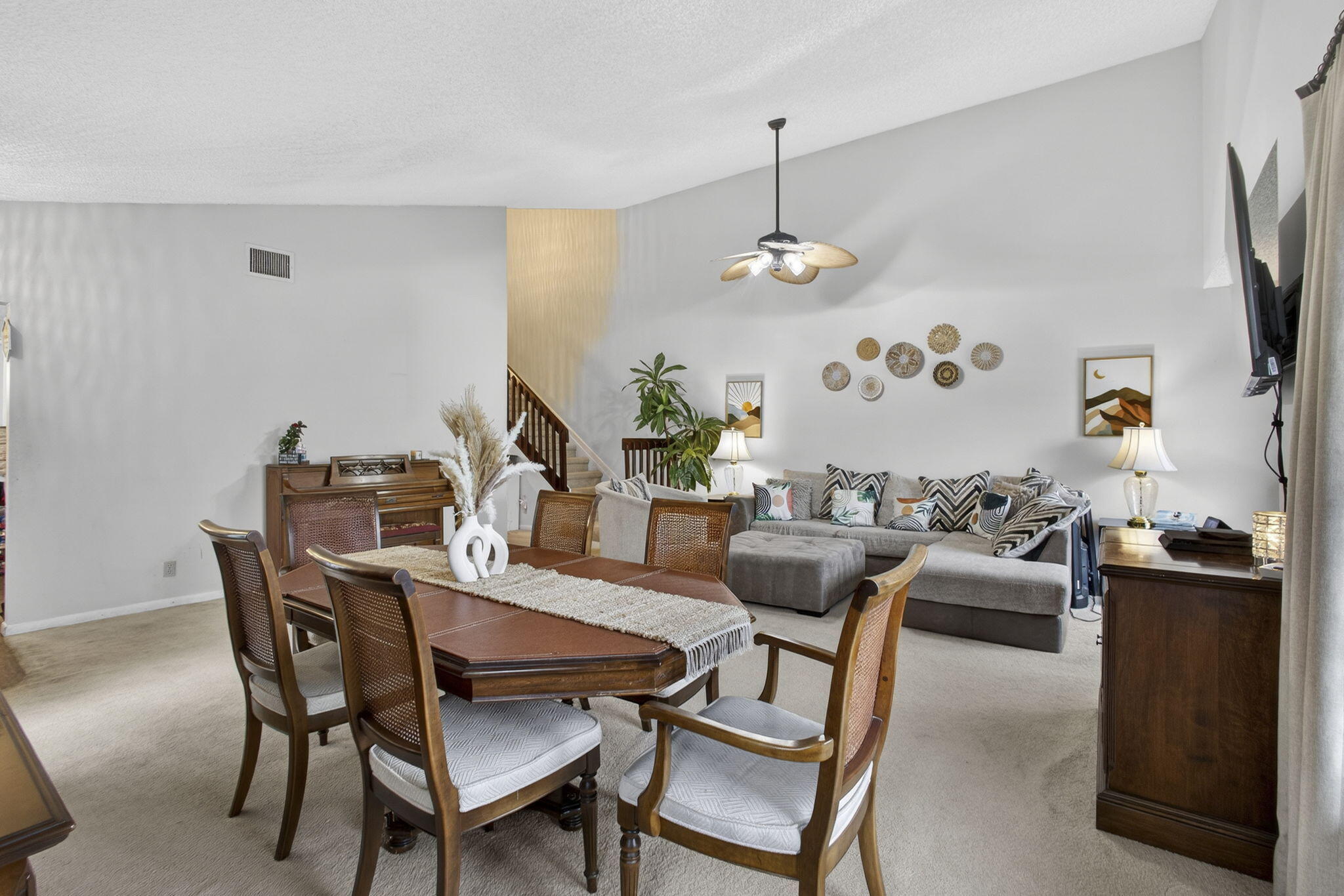 LAKESIDE GREEN 5 - Residential