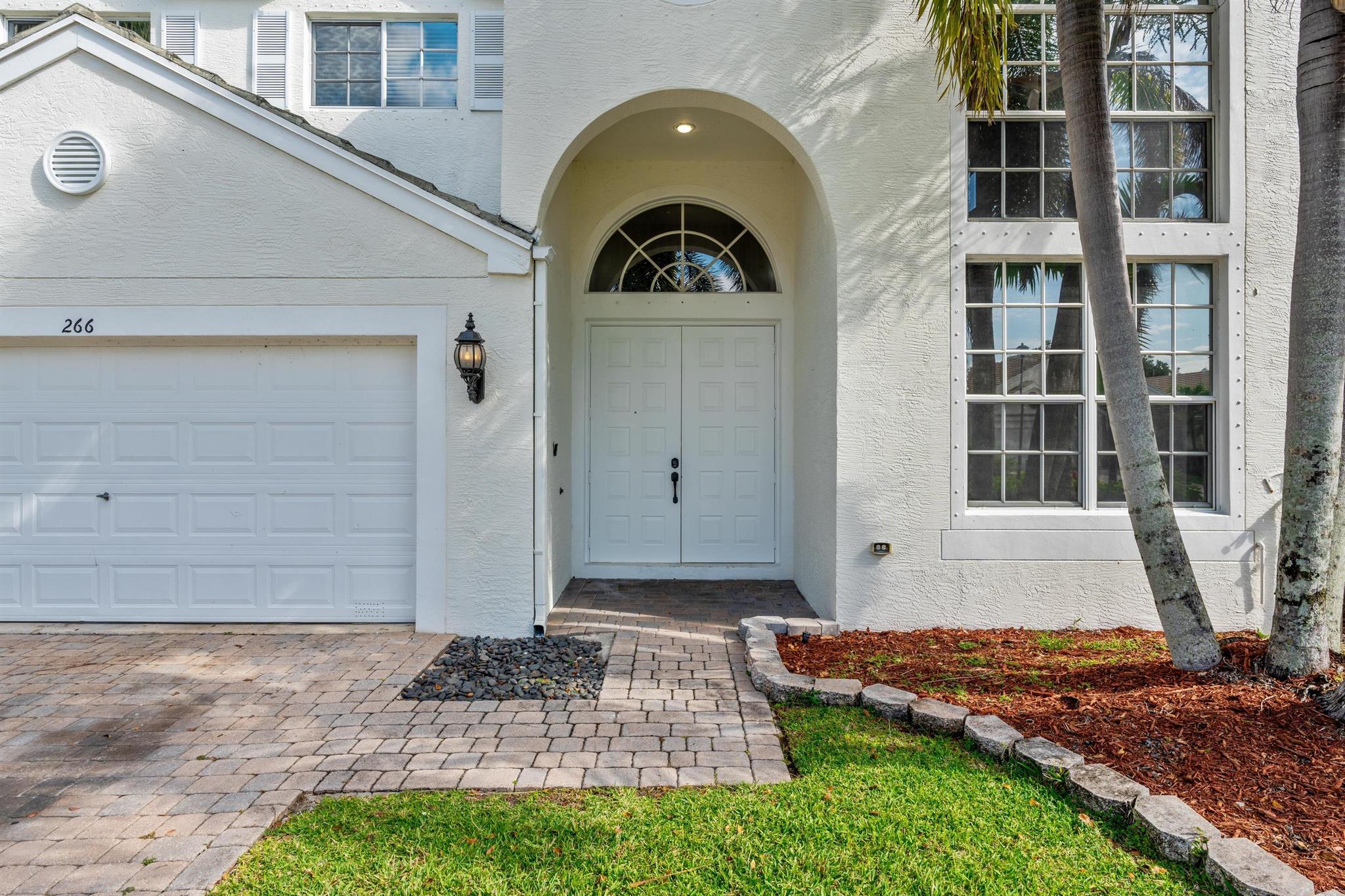 266 Berenger Walk