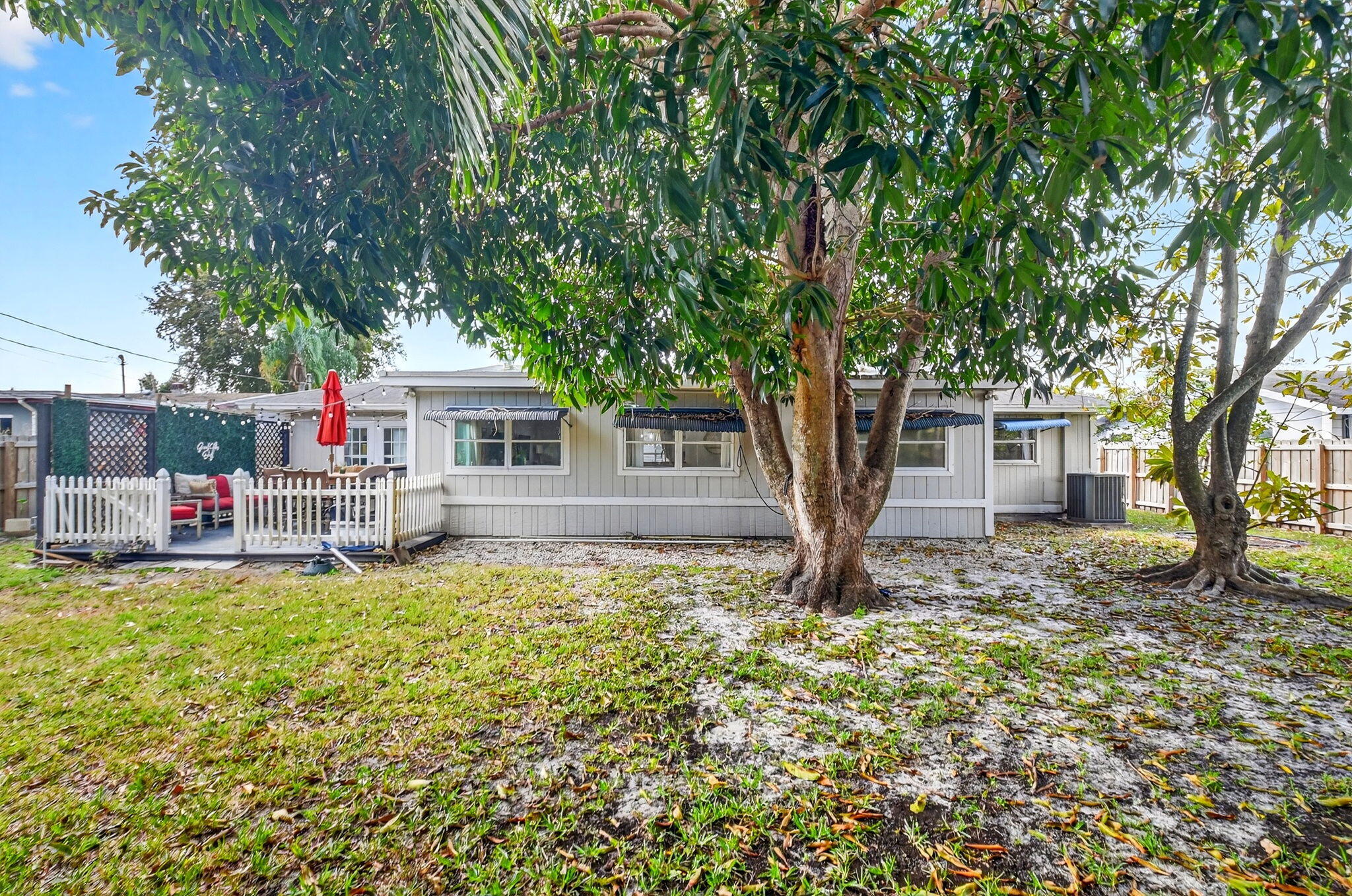 PALM SPRINGS VILLAGE 2 - Residential