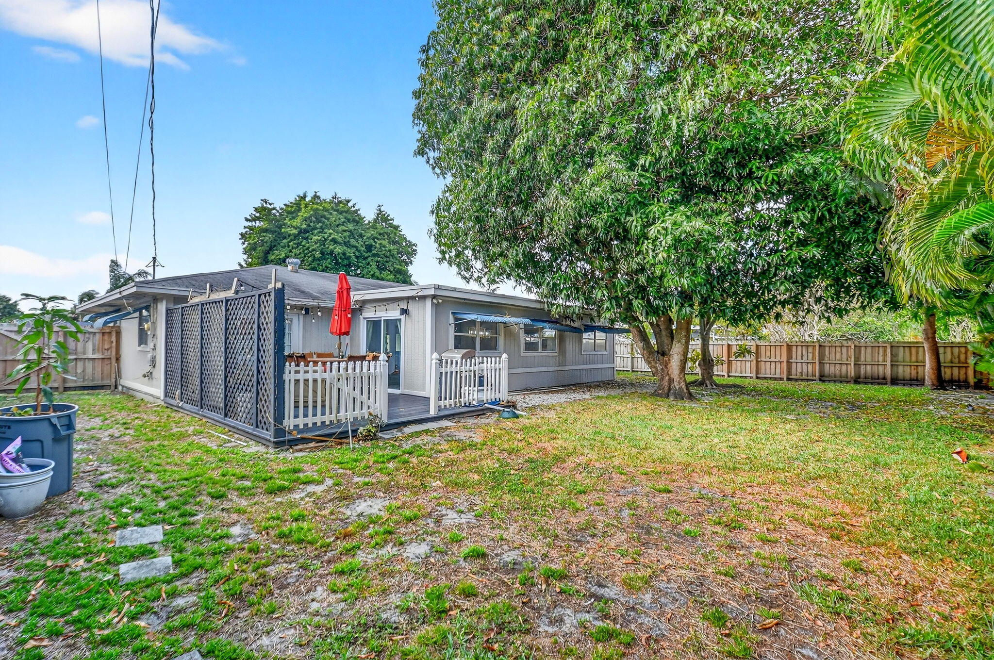 PALM SPRINGS VILLAGE 2 - Residential